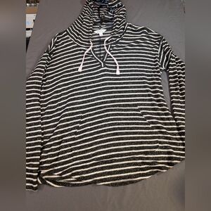 Market & Spruce Monochrome Striped Top